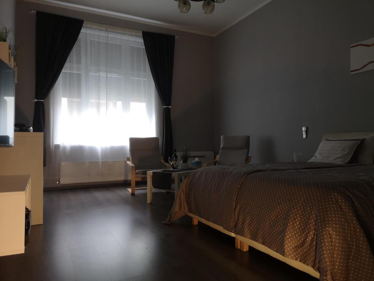 Central Apartment Budapest Luaran gambar