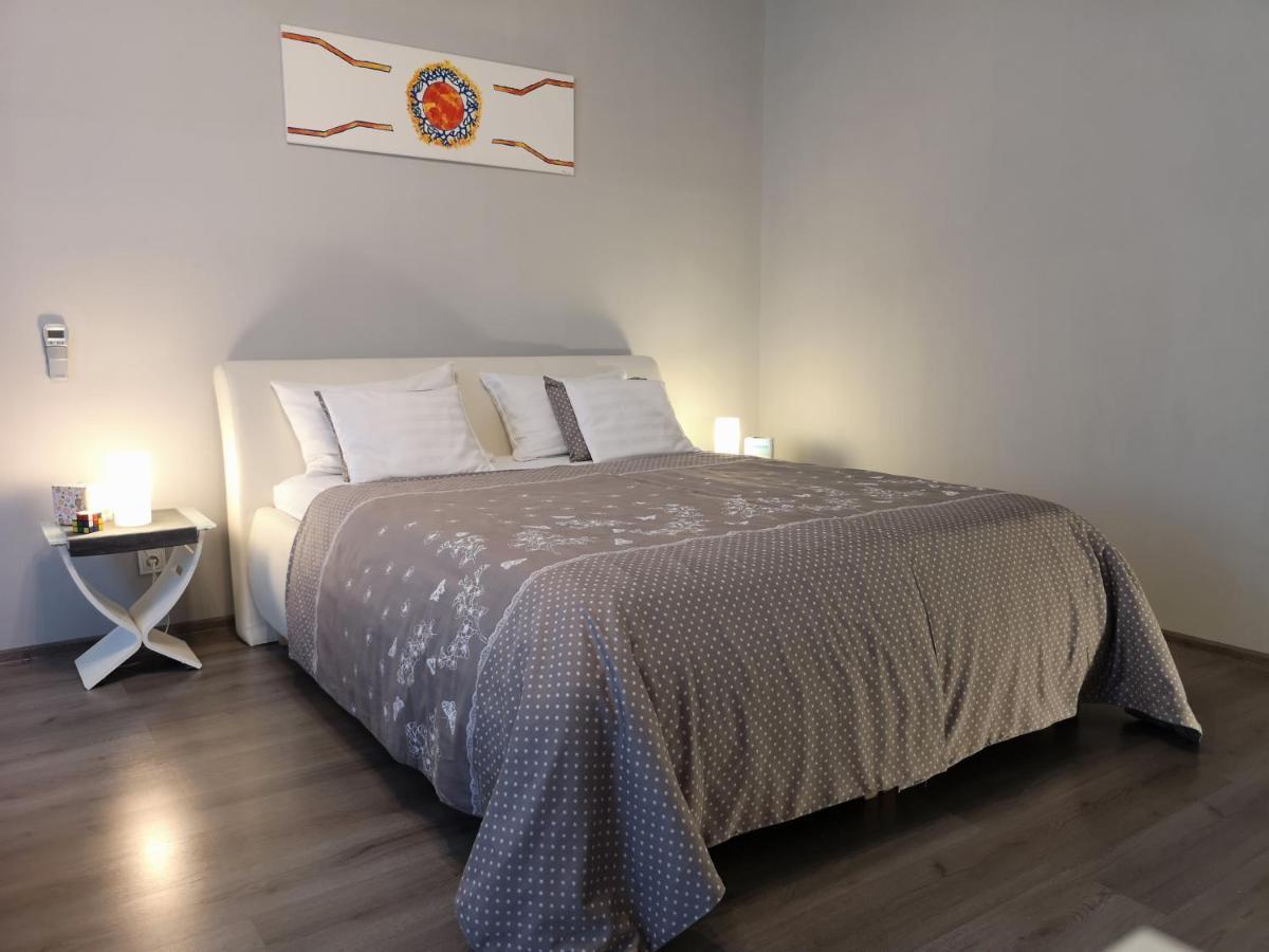 Central Apartment Budapest Luaran gambar