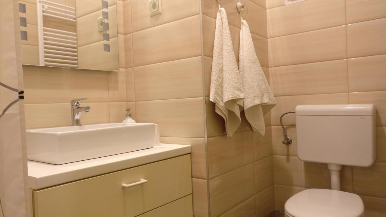 Central Apartment Budapest Luaran gambar